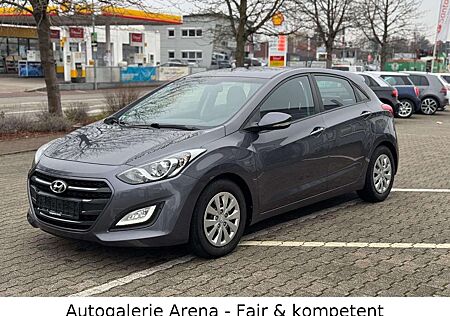Hyundai i30 blue Trend *Navi *CAM *BT-Car Play *