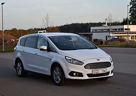 Ford S-Max 2.0*Titanium*7Sitzer*AHK*Automatik*LED