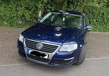 VW Passat Volkswagen 2.0 TDI DPF 4Motion Comfortline