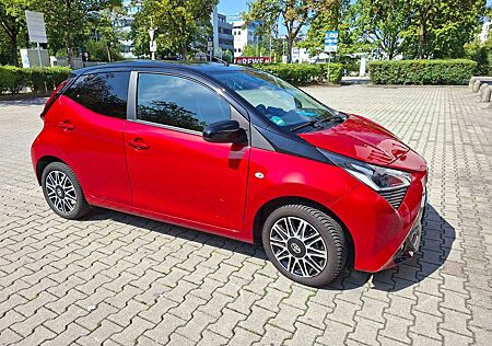 Toyota Aygo Aygo x-play Team Deutschland