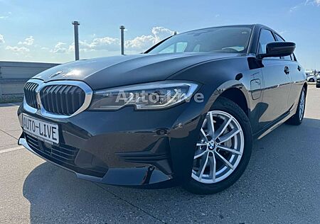 BMW 330 e *AUTO*LASER*VIRTU*HEAD-UP*NAVI*CAM*LEDER!