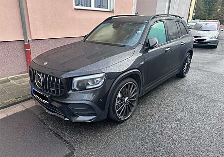 Mercedes-Benz GLB 35 AMG 4Matic (247.651)