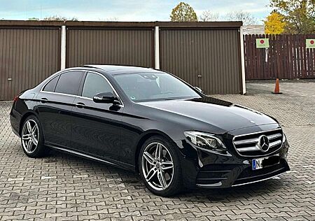Mercedes-Benz E 220 E220D AMG LINE/PANO/BURMESTER/WIDESCREEN/LED/KAM