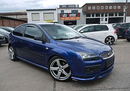 Ford Focus Sport/Spoiler/Fahrwerk/18"