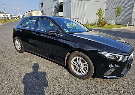 Mercedes-Benz A 180 Style