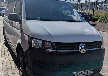 VW T6 California Volkswagen T6 Campervan mit hochwertigem Manufakturausbau