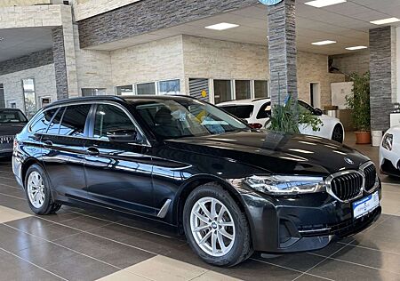 BMW 530 d xDrive*HUD*Leder*LED*Standheiz*LiveCockpit