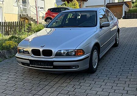 BMW 520i 520