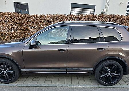 VW Touareg Volkswagen V8 TDI R LİNE ACC Panoramadach Voll ausstattung