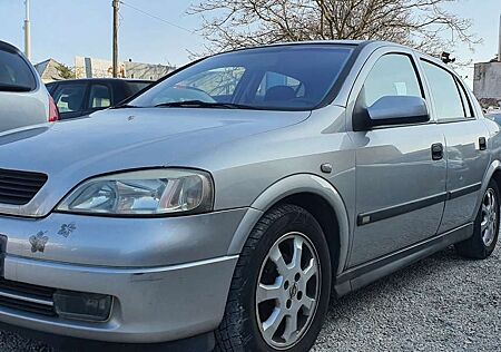 Opel Astra Automatikgetribe Tüv 02 2026