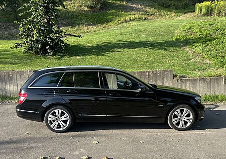 Mercedes-Benz C 180 T Kompressor BlueEfficiency (204.245)