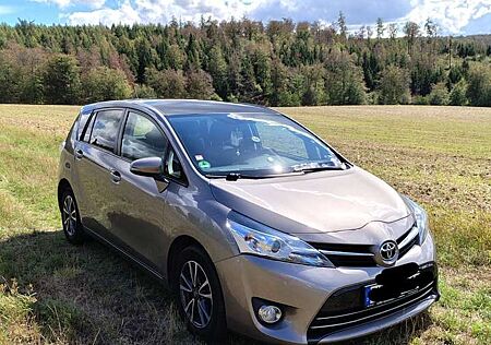Toyota Verso 1.6 D-4D 7-Sitzer Start/Stop Skyview Edition