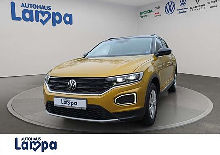 VW T-Roc Volkswagen Active 1.5 TSI 6-Gang NAV,RFK,Std-HZG,Pano,ACC,LED
