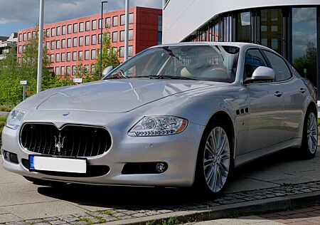 Maserati Quattroporte 4,2, Service neu, TOP Zustand, kein Wartungsstau