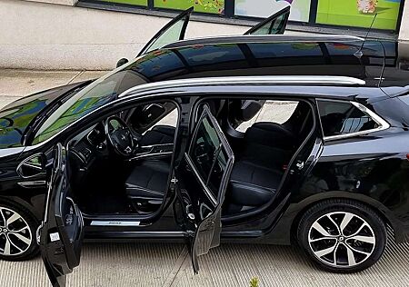 Renault Megane SporTour 1.5 dci Premium 116cv edc fap