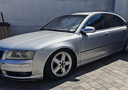 Audi A8 4.2 quattro