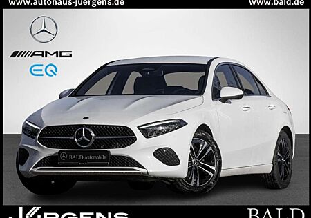 Mercedes-Benz A 200 Limo Progressive+/AHK/LED/Kamera/17"Navi/