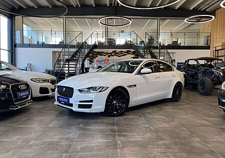 Jaguar XE Pure *NAVI*360°*SZHZ*TEMPO*BI-XENON*PDC*TOUCH
