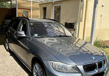 BMW 320d 320 e91 LCi