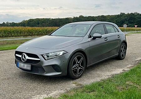 Mercedes-Benz A 180 A 180 d 7G-DCT Style