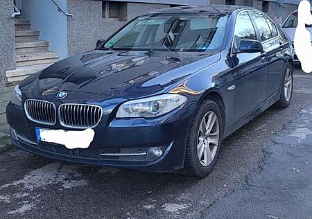 BMW 523 i