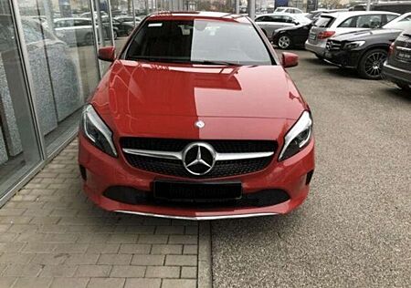 Mercedes-Benz A 180 BlueEfficiency (176.042)
