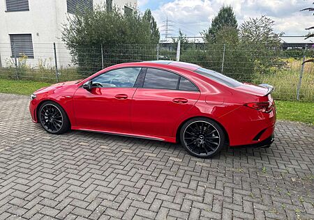 Mercedes-Benz CLA 35 AMG AMG CLA 35 4Matic AMG Speedshift 7G-DCT