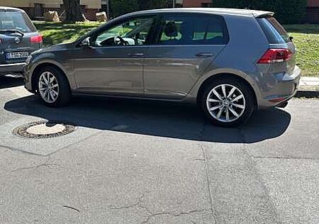 VW Golf Volkswagen 1.4 TSI BlueMotion Technology DSG Highline