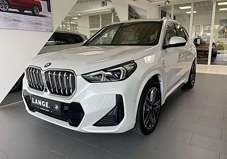 BMW iX1 xDrive30 M Sport Pano 19" Head-Up ACC AC-Laden