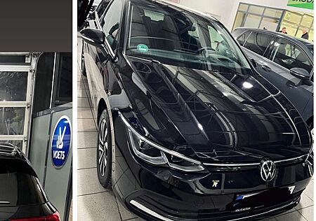 VW Golf Volkswagen 1.5 TSI OPF Life