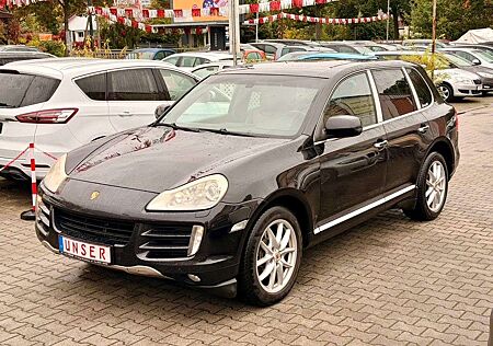 Porsche Cayenne Basis-AUTO-KLIMA-SHZG-GLASDACH-AHK-