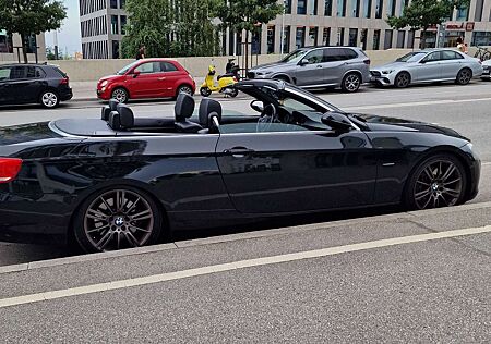 BMW 330i 330 3er Cabrio Cabrio Aut.
