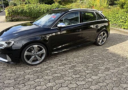 Audi RS3 Sportback S tronic