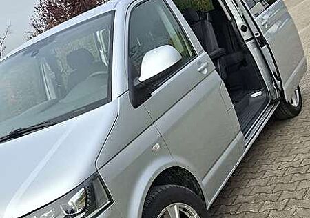 VW T5 Multivan Volkswagen Multivan Highline