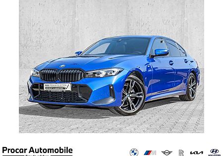 BMW 320 i M Sport Glasdach Widscreen RFK HK DAB