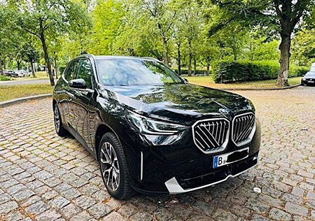 BMW X3 20 xDrive Panorama Allwetter Harman Kardon
