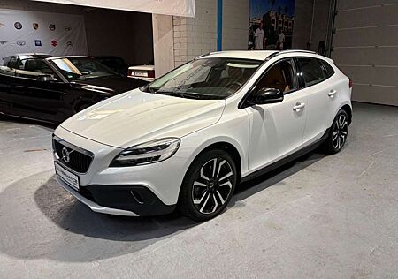 Volvo V40 Cross Country Pro Leder Navi AHK ab 149€ M.