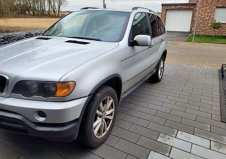 BMW X5 3.0 i mit Prinz Gasanlage