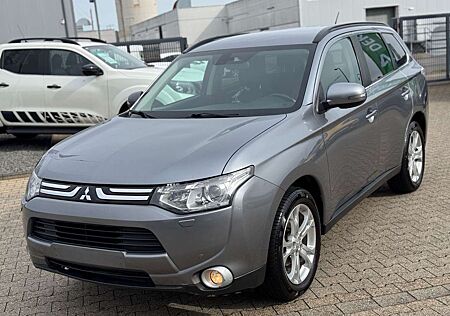 Mitsubishi Outlander ClearTec Invite 4WD Autom,7 Sitzer