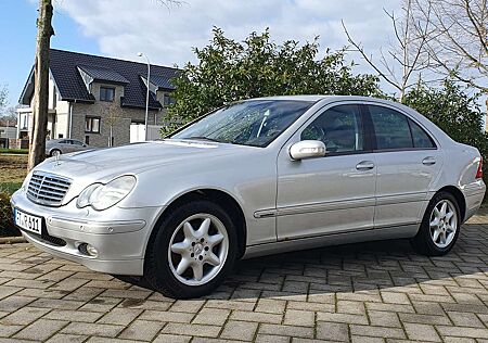 Mercedes-Benz C 240 C-Klasse Elegance