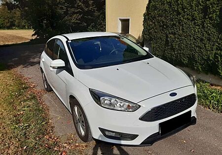 Ford Focus 1.6 Ti-VCT Trend