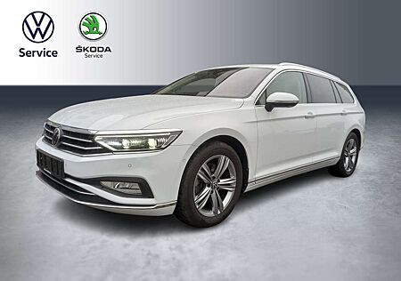 VW Passat Volkswagen Variant 1.5 TSI DSG Elegance Pano Leder SHD