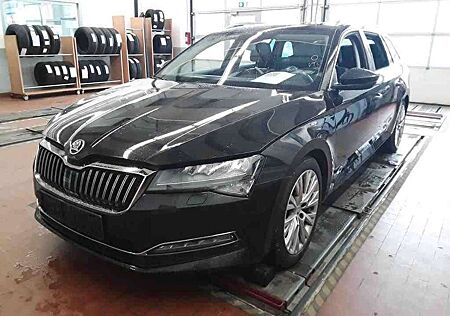 Skoda Superb Combi Premium Edition2.0TDI DSG LED Navi