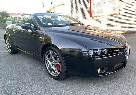 Alfa Romeo Spider 1.8 TBi 16V*Xenon*Leder *Navi*1 Hand*