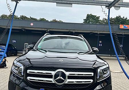 Mercedes-Benz GLB 200 7G-DCT Progressive