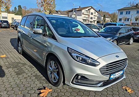 Ford Galaxy Hybrid Titanium