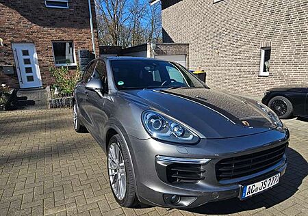 Porsche Cayenne Diesel Tiptronic S Turbo Optik
