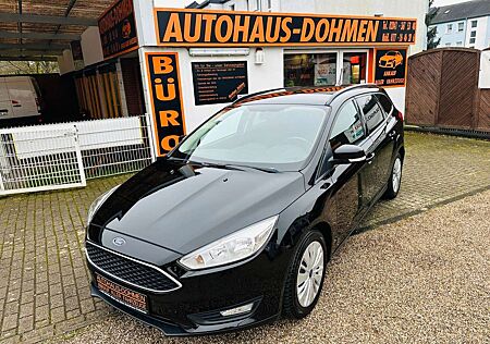 Ford Focus + Scheckheft , Wartung +Zahnriemen+Tüv Neu