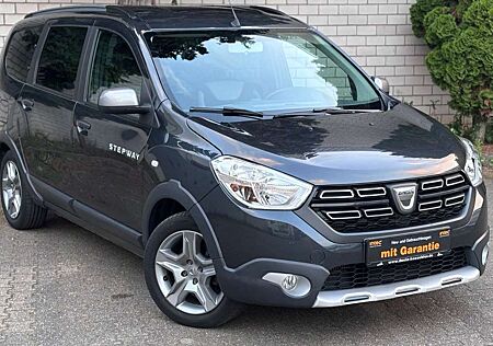 Dacia Lodgy Stepway TCe 130 / 7-Sitzer/Navi/Kamera/SHZ