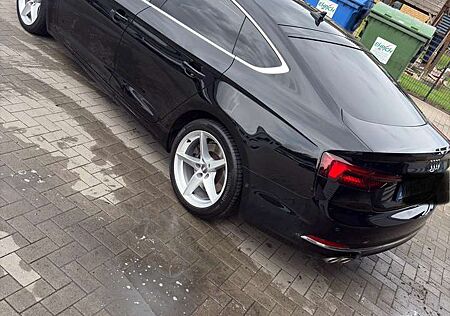 Audi A5 45 TDI quattro sport business paket
